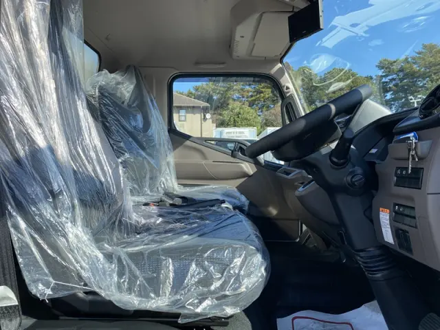 三菱 キャンター 2PG-FEB80(2WD)の写真14