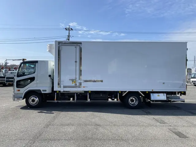 三菱 ファイター FK65F-622035(2WD)の写真4