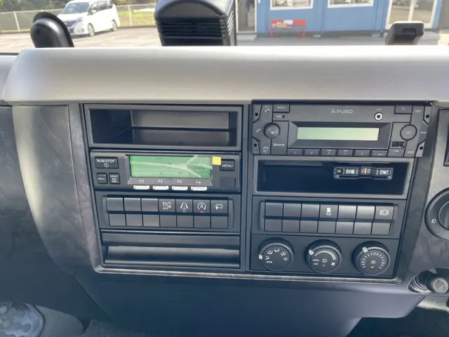 三菱 ファイター FK65F-622035(2WD)の写真15