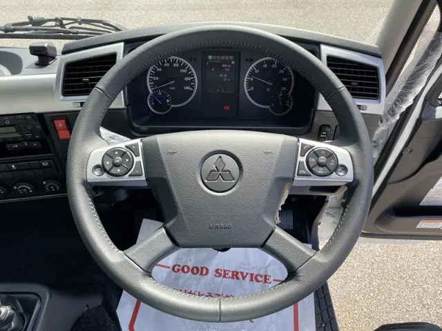 三菱 ファイター FK65F-622035(2WD)の写真16