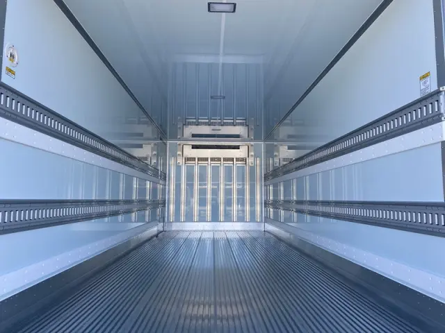 三菱 ファイター 2KG-FK65F(2WD)の写真9