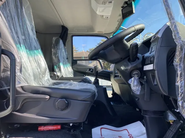 三菱 ファイター 2KG-FK65F(2WD)の写真13