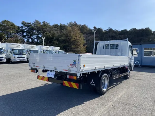 三菱 キャンター 2PG-FEB90(2WD)の写真7