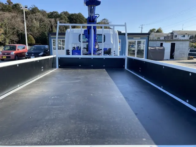 三菱 キャンター 2RG-FEB90(2WD)の写真9