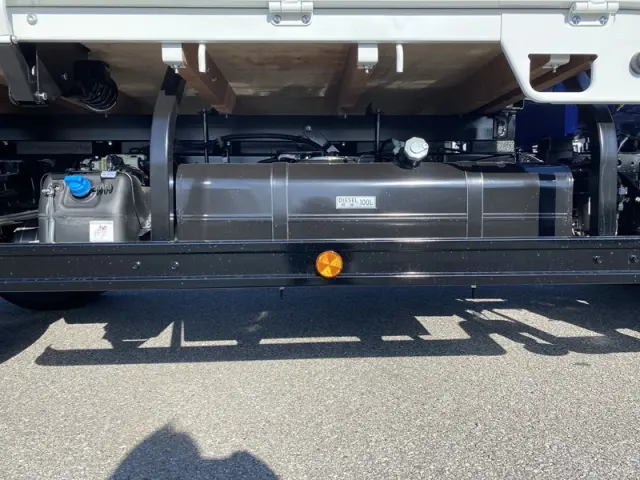 三菱 キャンター 2RG-FEB90(2WD)の写真10