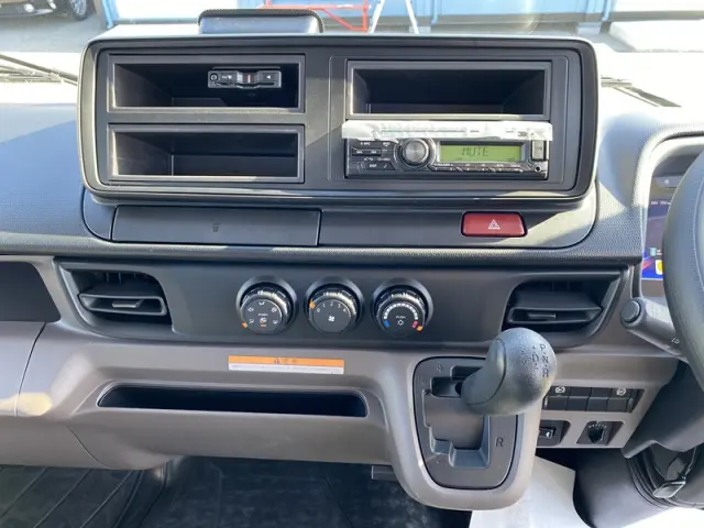 三菱 キャンター 2RG-FEB90(2WD)の写真17