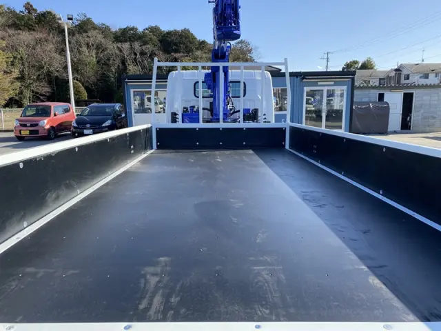 三菱 キャンター 2RG-FEB90(2WD)の写真9