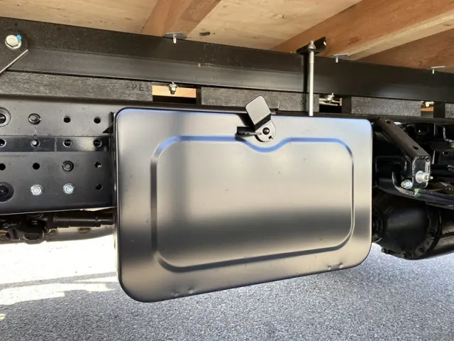 三菱 キャンター 2RG-FEB90(2WD)の写真10