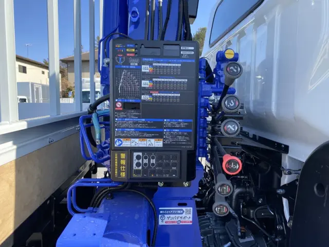 三菱 キャンター 2RG-FEB90(2WD)の写真11