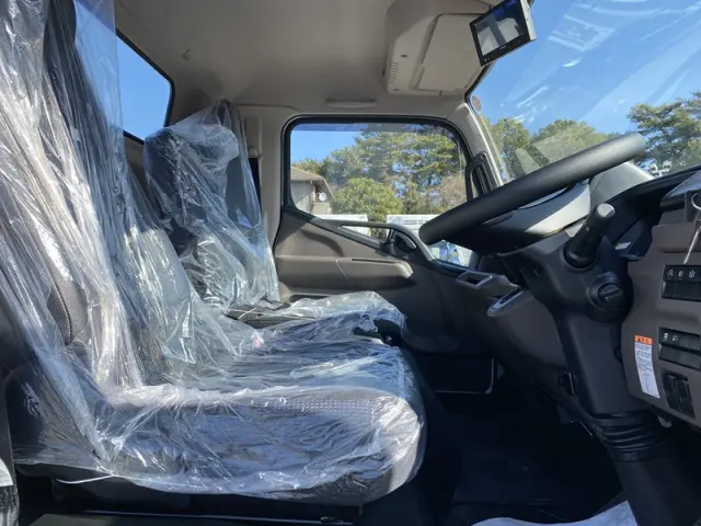 三菱 キャンター 2RG-FEB90(2WD)の写真15