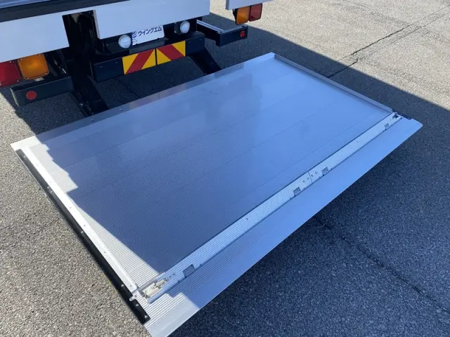 三菱 ファイター 2KG-FK65F(2WD)の写真11