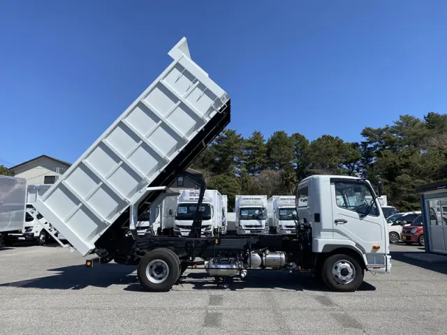 三菱 ファイター 2KG-FK72F(2WD)の写真5