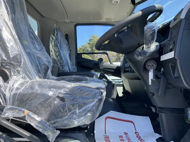 三菱 ファイター 2KG-FK72F(2WD)の写真15