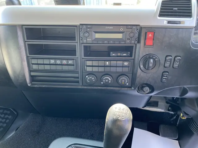 三菱 ファイター 2KG-FK65F(2WD)の写真15