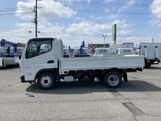 三菱 キャンター 2RG-FBA20(2WD)の写真4
