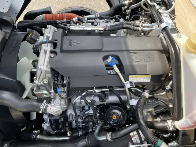 三菱 キャンター 2RG-FBA20(2WD)の写真12