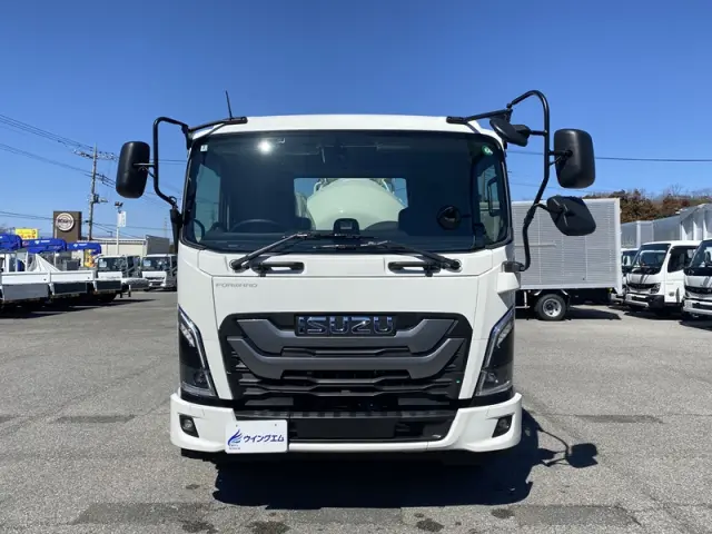 いすゞ フォワード 2PG-FRR90S4(2WD)の写真2