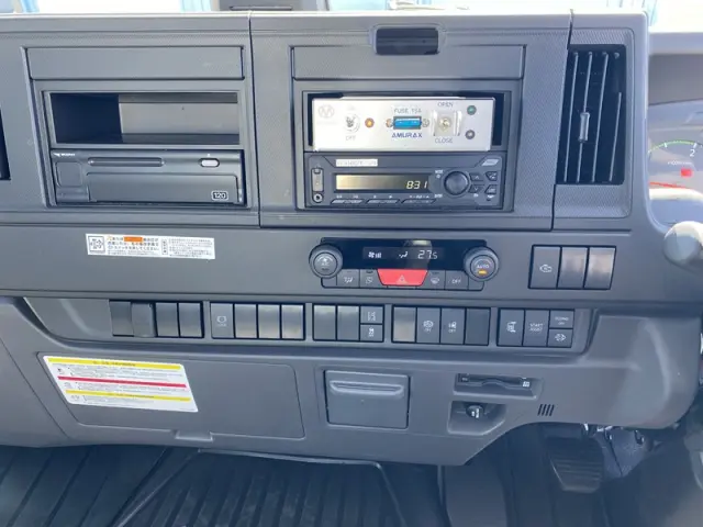 いすゞ フォワード 2PG-FRR90S4(2WD)の写真17