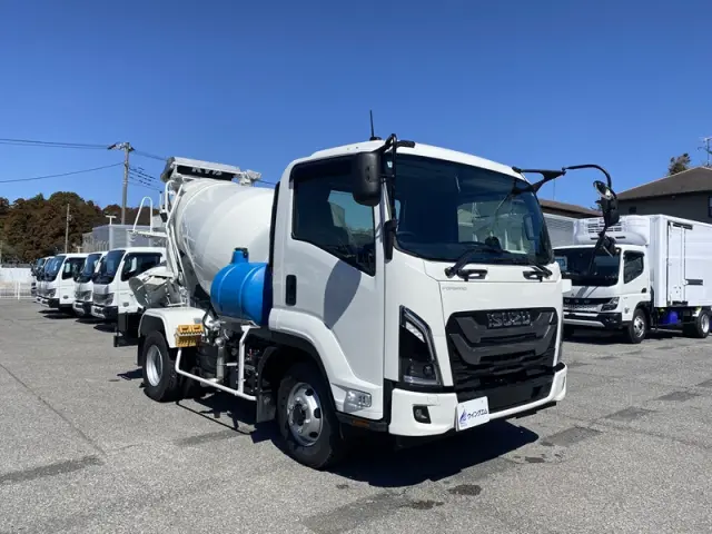 いすゞ フォワード 2PG-FRR90S4(2WD)の写真3