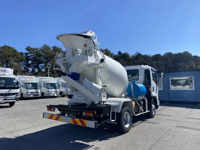 いすゞ フォワード 2PG-FRR90S4(2WD)の写真7