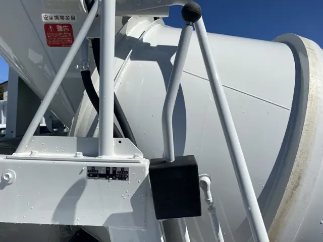 いすゞ フォワード 2PG-FRR90S4(2WD)の写真10