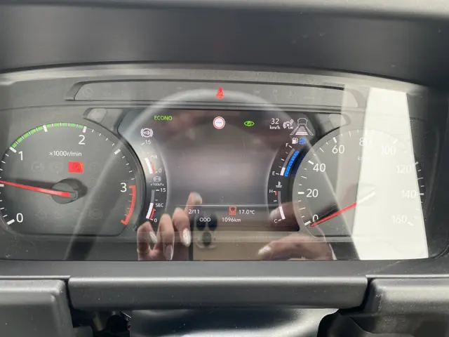 いすゞ フォワード 2PG-FRR90S4(2WD)の写真19