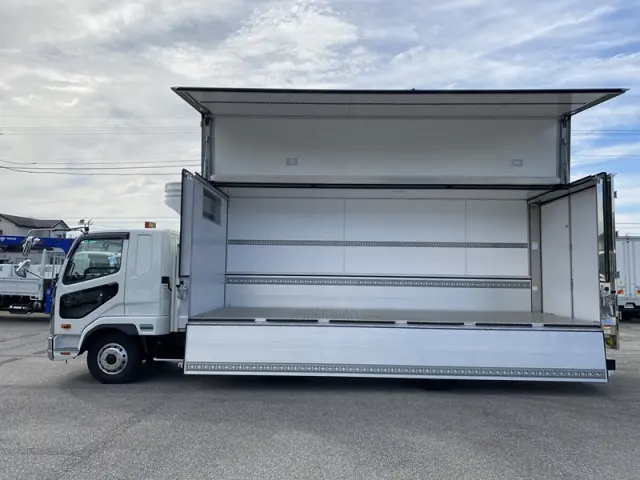 三菱 ファイター 2KG-FK65F(2WD)の写真5