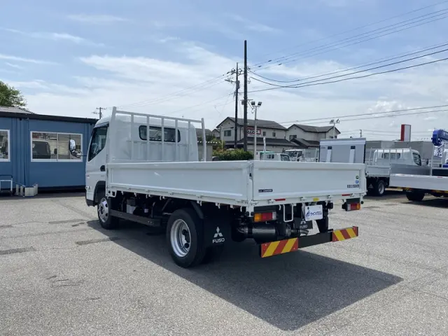 三菱 キャンター 2RG-FEB90(2WD)の写真6