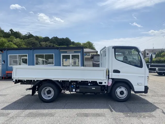 三菱 キャンター 2RG-FBA20(2WD)の写真5