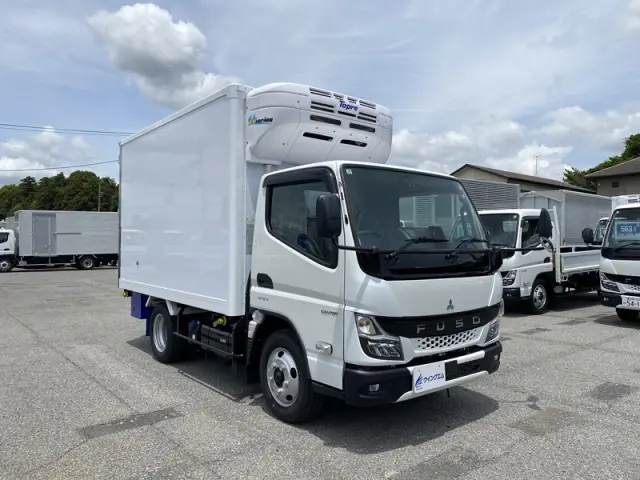 三菱 キャンター 2RG-FBAV0(2WD)の写真3