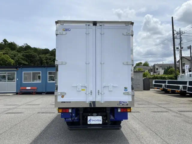 三菱 キャンター 2RG-FBAV0(2WD)の写真8