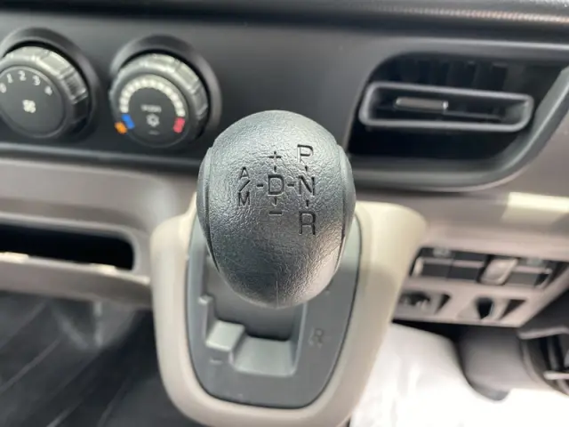 三菱 キャンター 2RG-FBAV0(2WD)の写真20