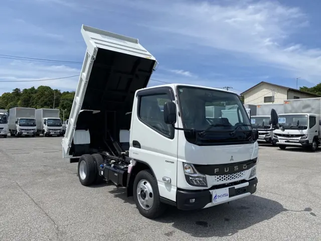 三菱 キャンター 2RG-FBA60(2WD)の写真3