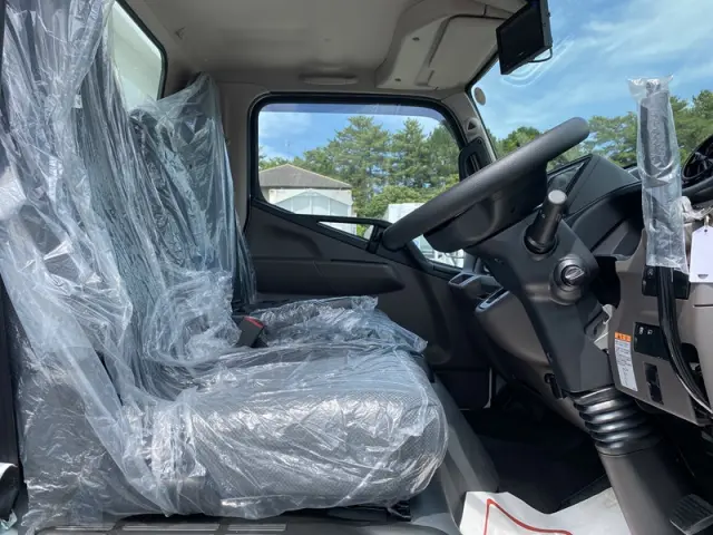 三菱 キャンター 2RG-FBA60(2WD)の写真14