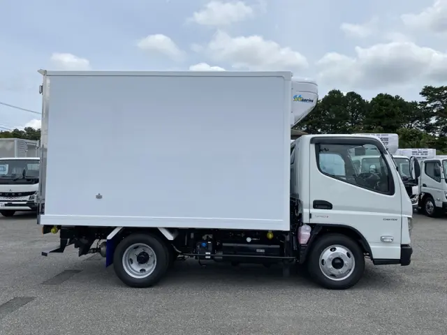 三菱 キャンター 2RG-FBAV0(2WD)の写真5
