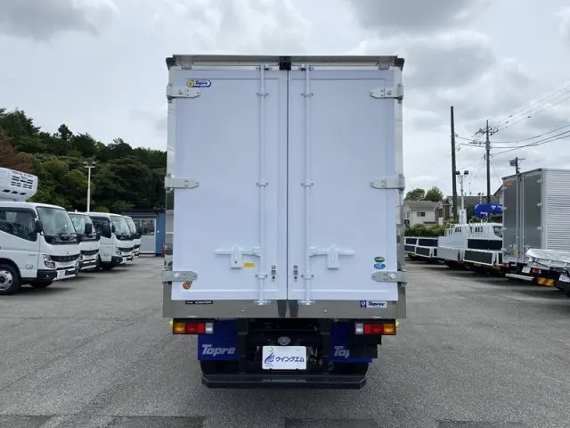 三菱 キャンター 2RG-FBAV0(2WD)の写真8