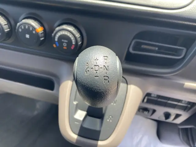 三菱 キャンター 2RG-FEAV0(2WD)の写真19
