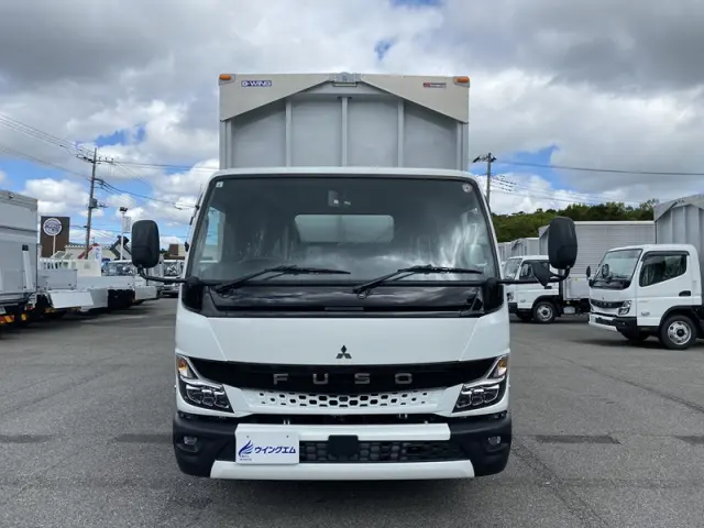 三菱 キャンター 2PG-FEB90(2WD)の写真2