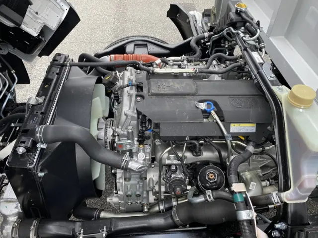 三菱 キャンター 2PG-FEB90(2WD)の写真12