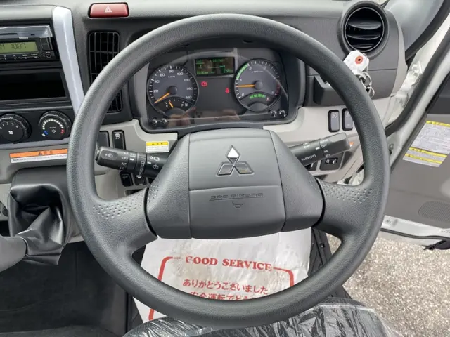 三菱 キャンター 2PG-FEB90(2WD)の写真18