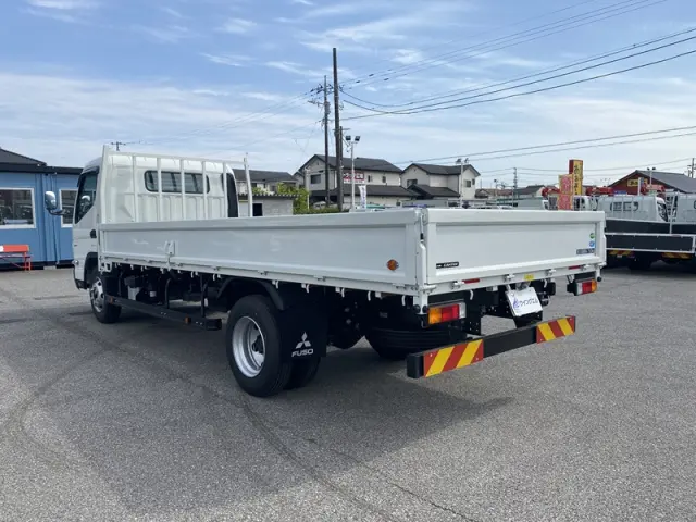 三菱 キャンター 2PG-FEB90(2WD)の写真6