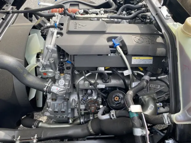 三菱 キャンター 2PG-FEB90(2WD)の写真13