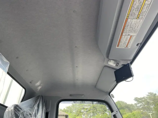 三菱 キャンター 2PG-FEB90(2WD)の写真16