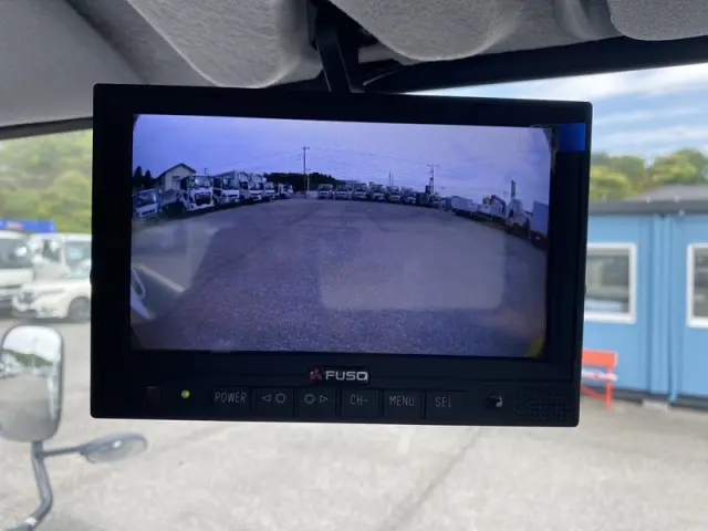 三菱 キャンター 2PG-FEB90(2WD)の写真17