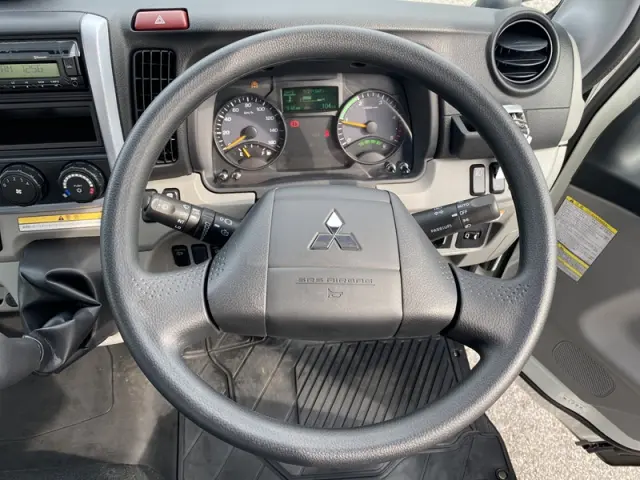 三菱 キャンター 2PG-FEB90(2WD)の写真18