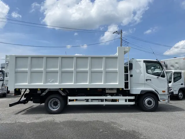 三菱 ファイター 2KG-FK62FZ(2WD)の写真5