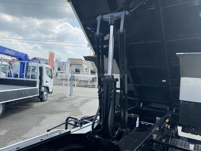 三菱 ファイター 2KG-FK62FZ(2WD)の写真18