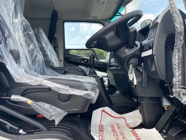 三菱 ファイター 2KG-FK62FZ(2WD)の写真23