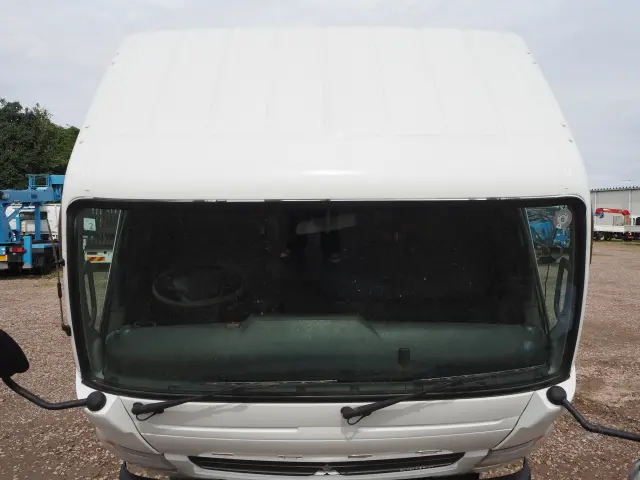 三菱 キャンター SKG-FEB50(2WD)の写真20