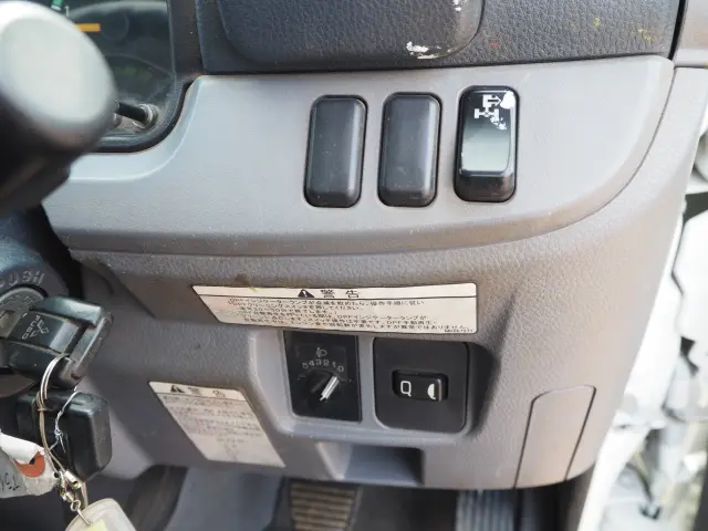 三菱 キャンター SKG-FEB50(2WD)の写真49